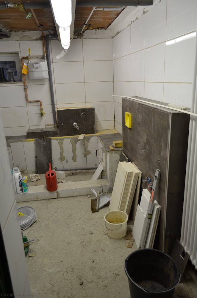 Fliesen Heizungsbad1.jpg