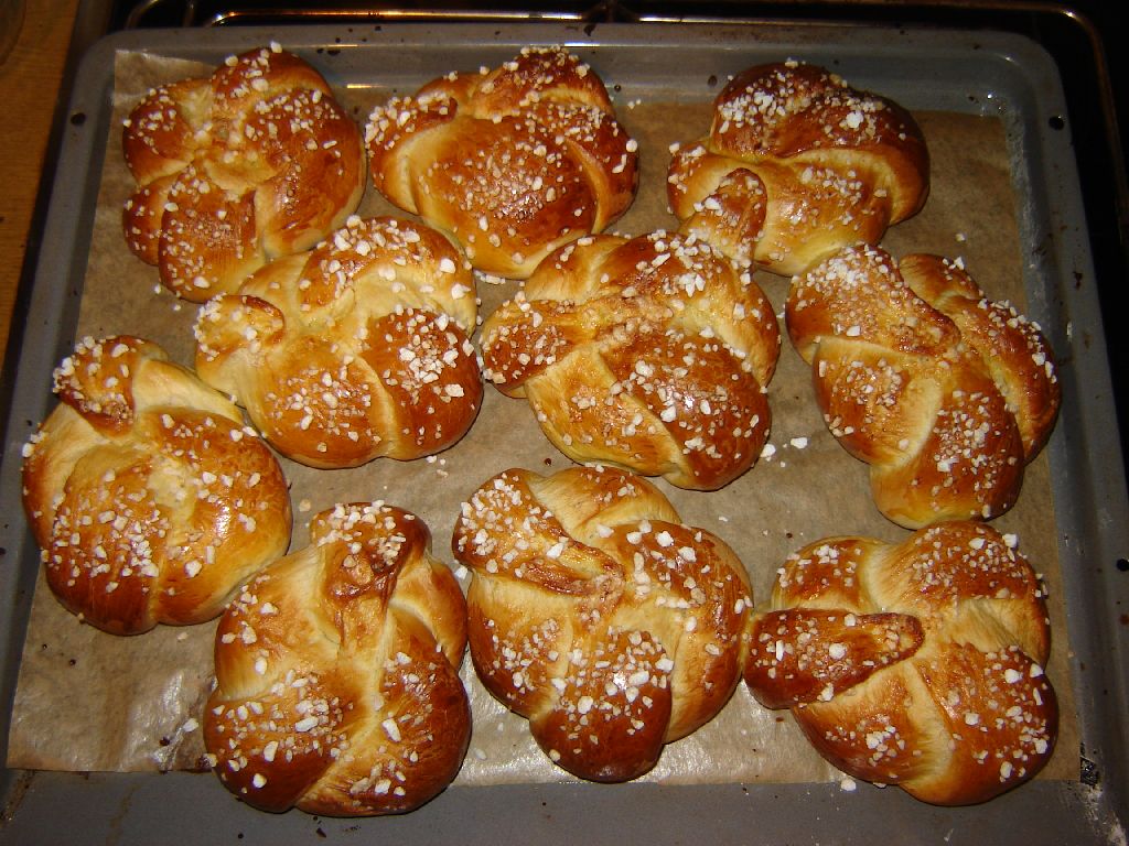 Knotenbrötchen01.jpg