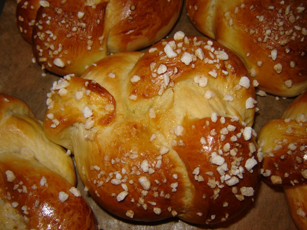 Knotenbrötchen04.jpg