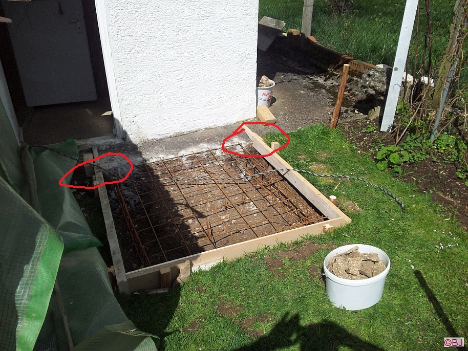 Bodenplatte markiert.jpg