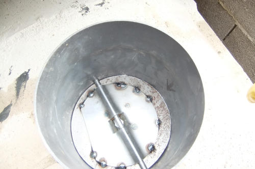 Drossel und Deckel drauf klein 2.JPG