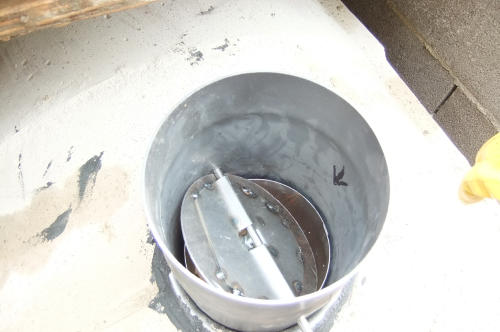 Drossel und Deckel drauf klein 1.JPG