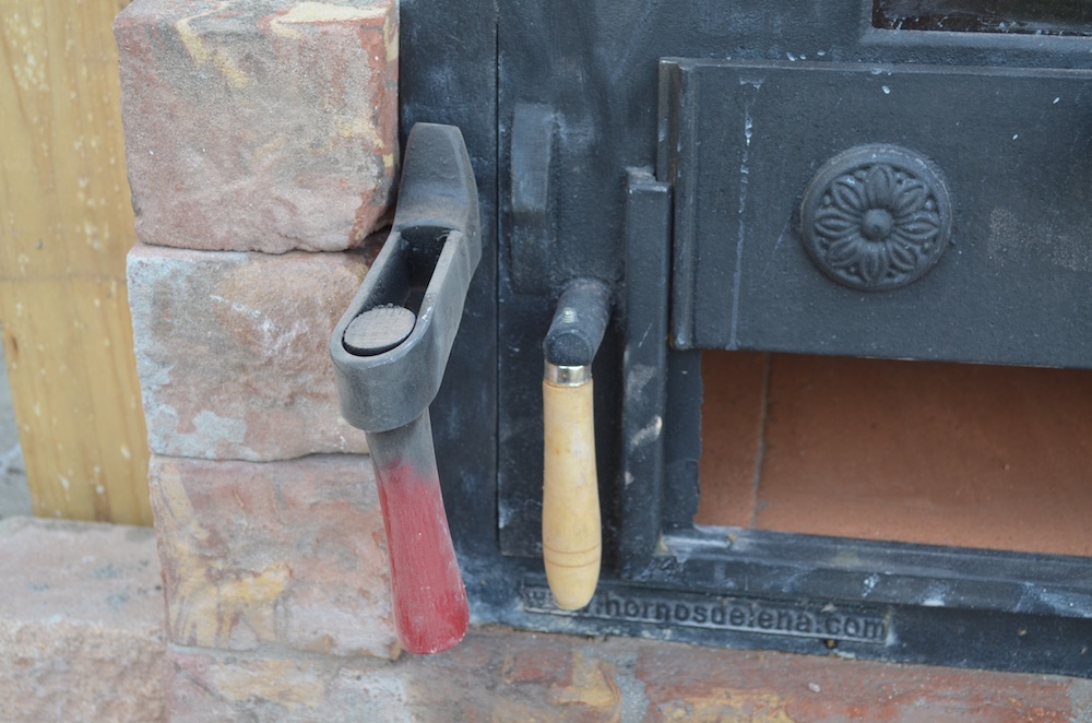Steinbackofen handle 2.jpg