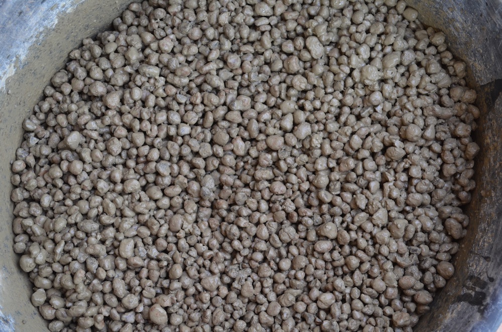 Steinbackofen Insulation 2.jpg