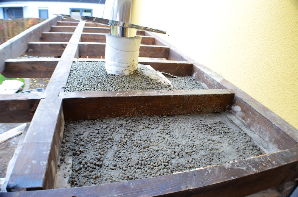 Außenküche Dach 4.jpg