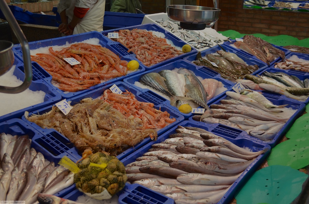 Fischmarkt Roses 8.jpg