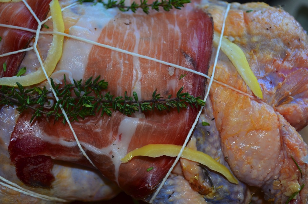 Perlhuhn shade in grey 1.jpg