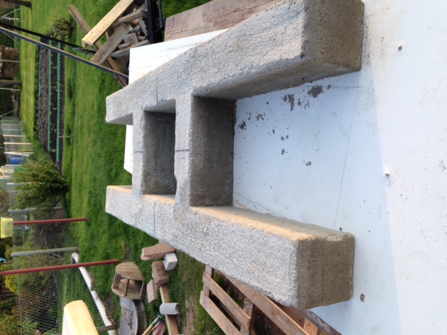 Sturz 11,5 x 12 x 1,34, auf das Viereck für den Kamin passen genau NF Formate