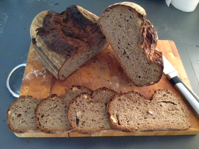 Walnussbrot nach Steini