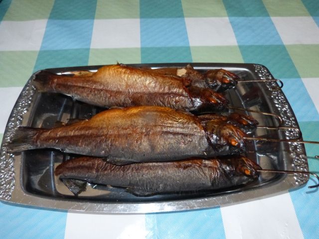 geräucherte  forelle.JPG