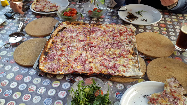 1terFlammkuchen.jpg