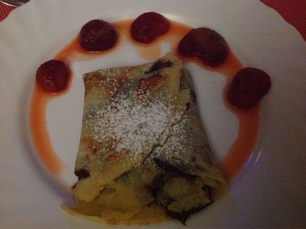 Crêpes mit Nutellafüllng und Erdbeeren