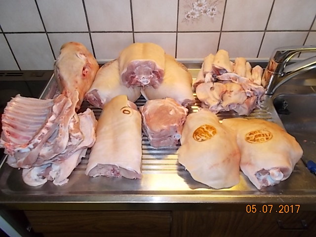 Spanferkel 19,67kg-001.JPG