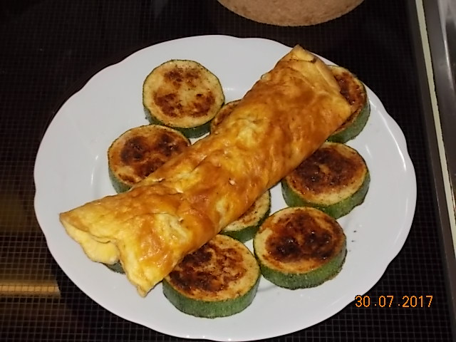 Zucchini m. Omelette-002.JPG