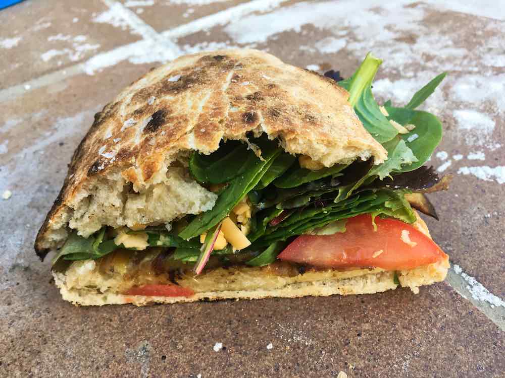 Panuozzo Napoletano.jpg