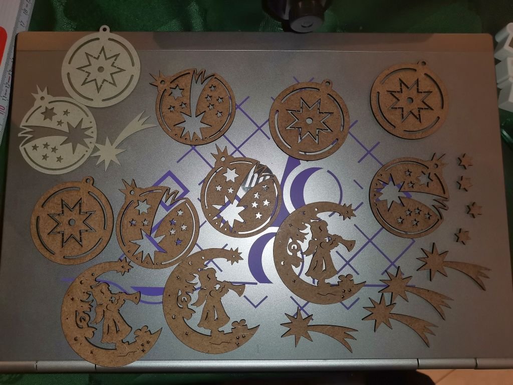 2 mm MDF und li o dünne Pappe