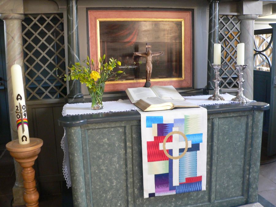 ParamentweißAltar.jpg