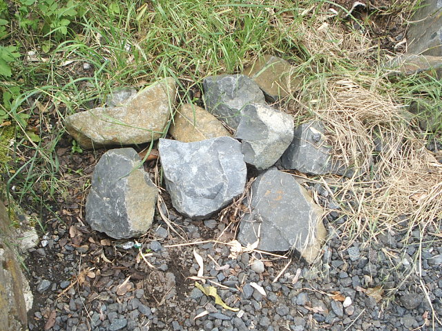 Basalt Bruchsteine,sind ca 4 Tonnen vorhanden