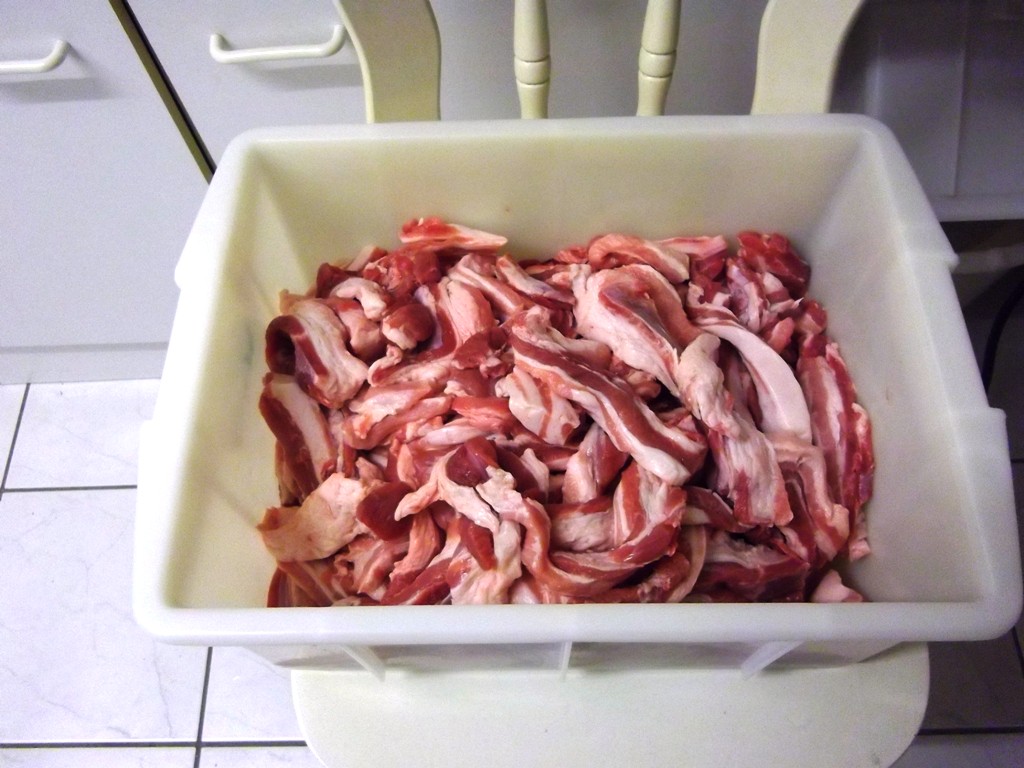 Rohmaterial für Bratwurst