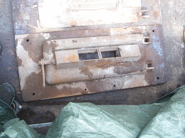 Die Front teile müssen Restauriert werden!