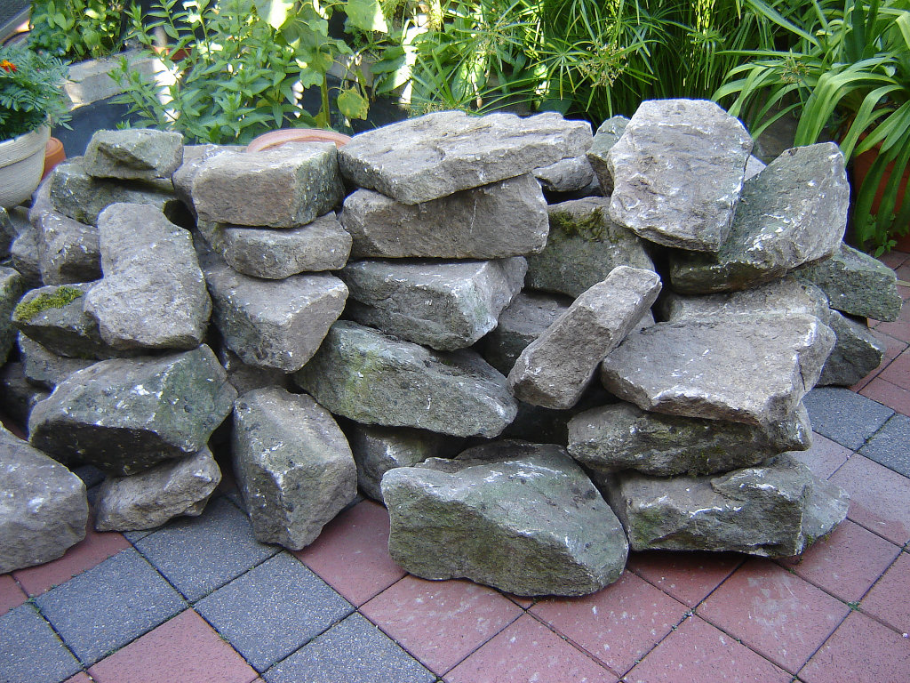 Bruchsteine01.jpg