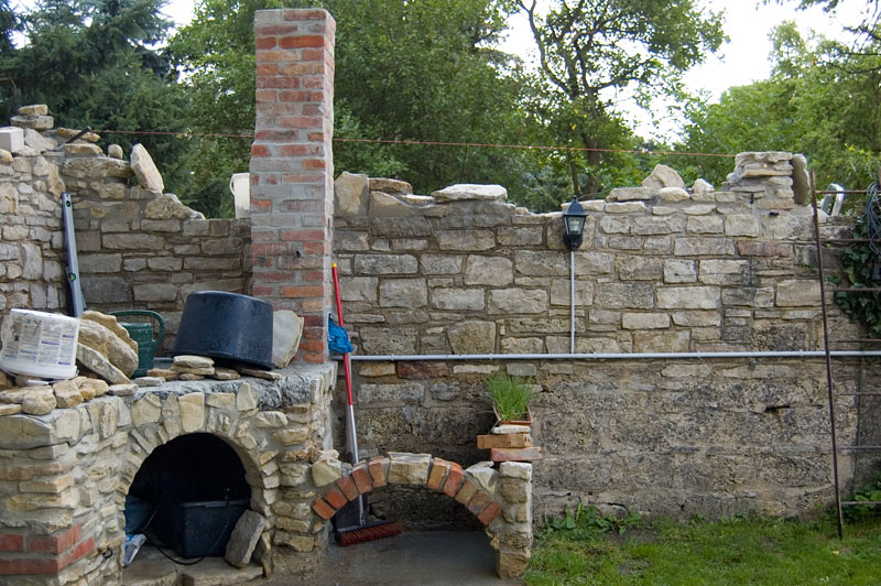 große, flache Steine