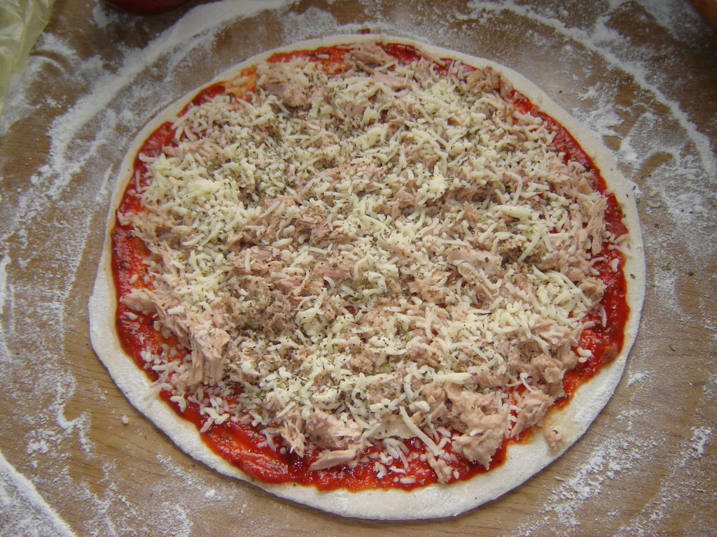 Pizzateig mit Mutterhefe 07.jpg