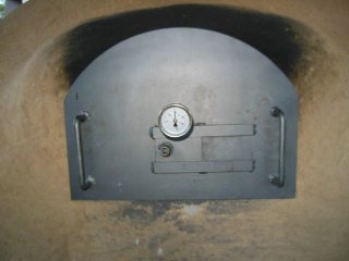 Hier meine Massgefertigte Backraumtür!!!