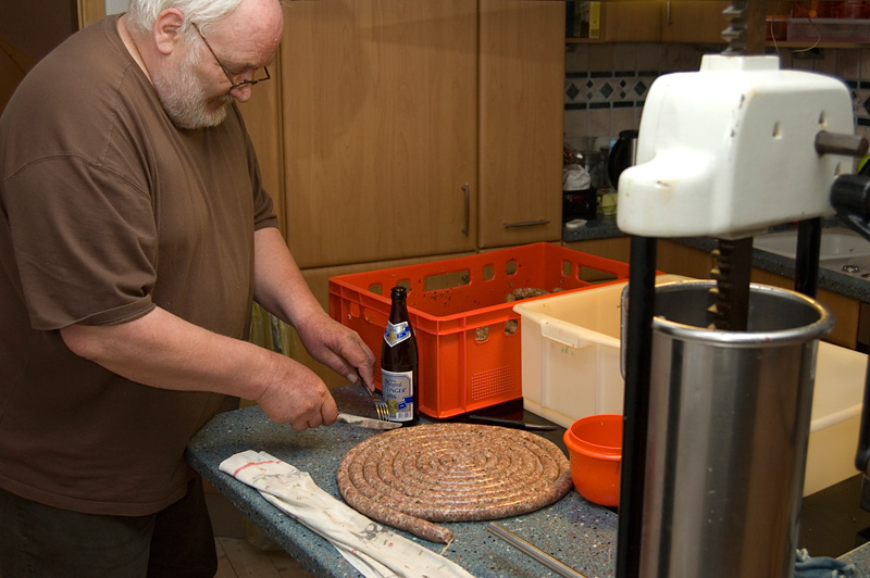 da kann es einer kaum noch abwarten ;o) - frische Bärlauchbratwurst