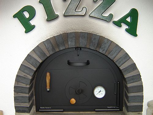 Pizzaofen Türe